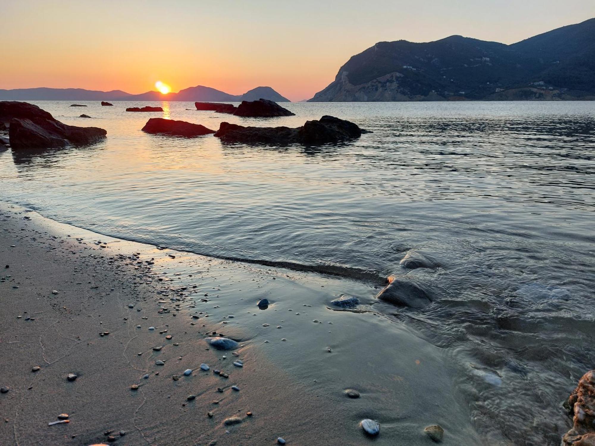 Maeiz Skopelos Exterior photo